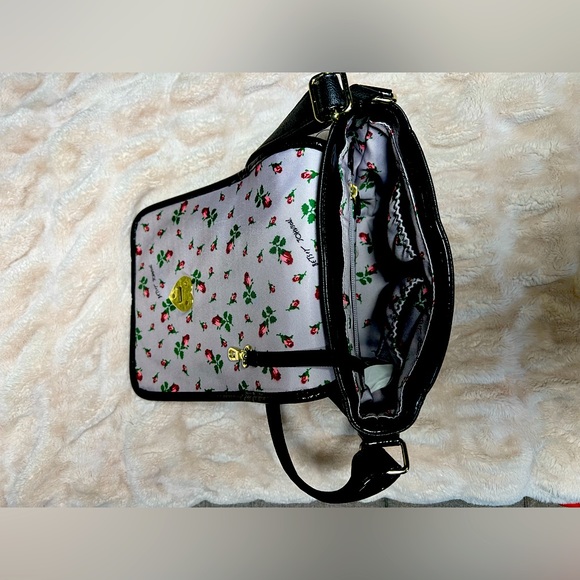 Black and Red Betsey Johnson Crossbody Bag with Phone - Picture 6 of 6